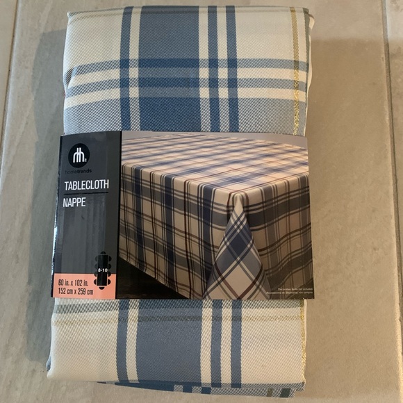 NEW Tablecloth Size 60 x 102 - Picture 1 of 6